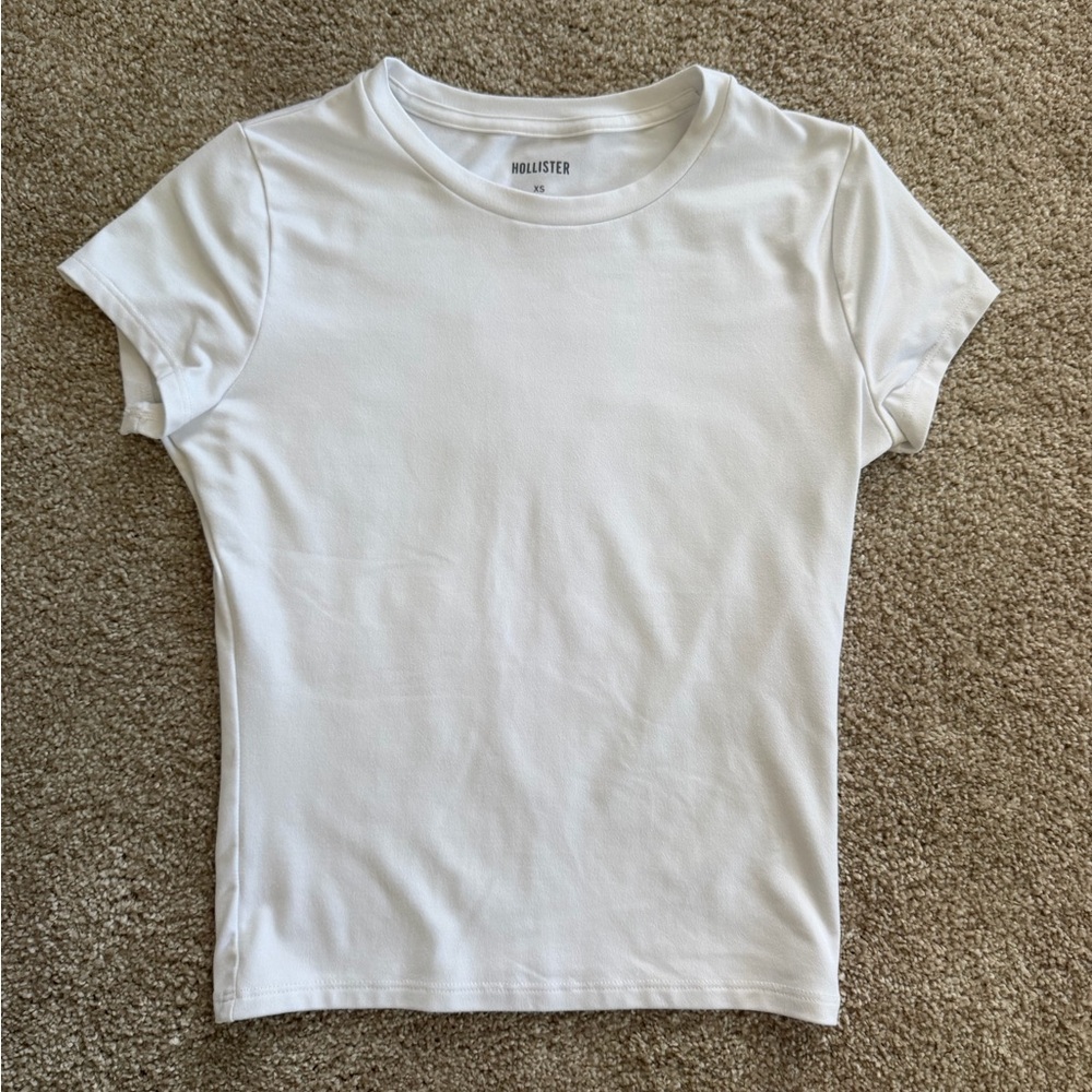Hollister baby tee